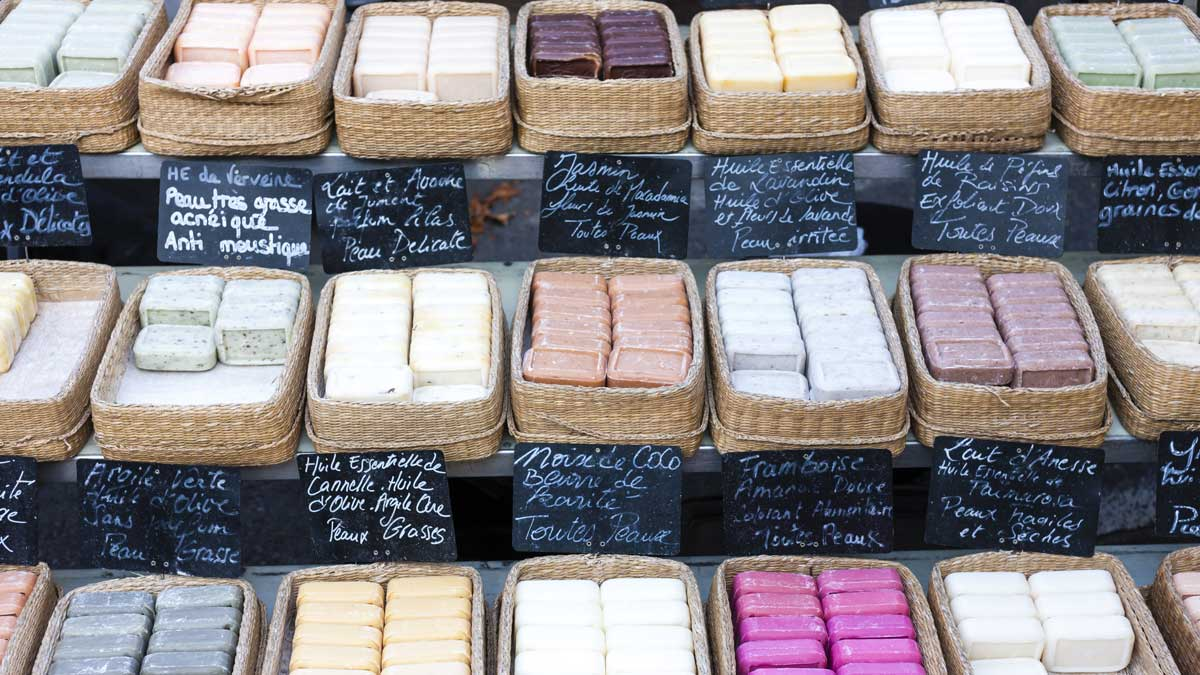 Forcalquier market