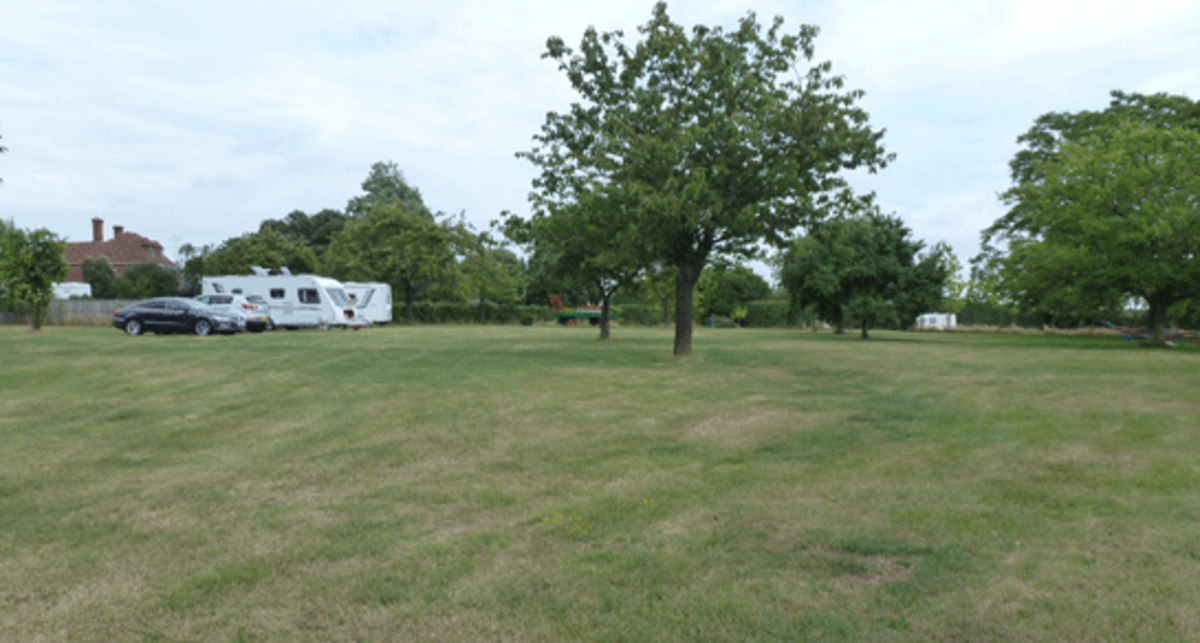 Howletts Farm, Shottenden, Kent, CL, pitches, CT4 8JU, trees