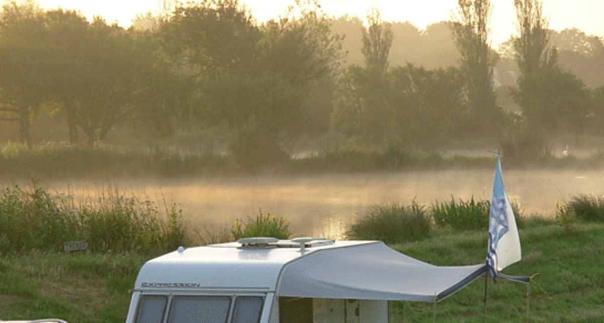 Meadow Lakes Caravan Site, PO30 4PL