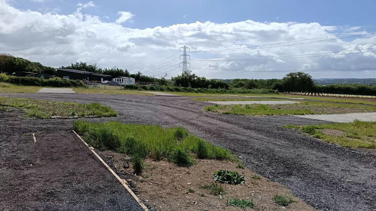 Finch Manor Farm, ME20 7DD, Maidstone, Kent, CL owner, 2026, pitch, field, grass, hardstanding