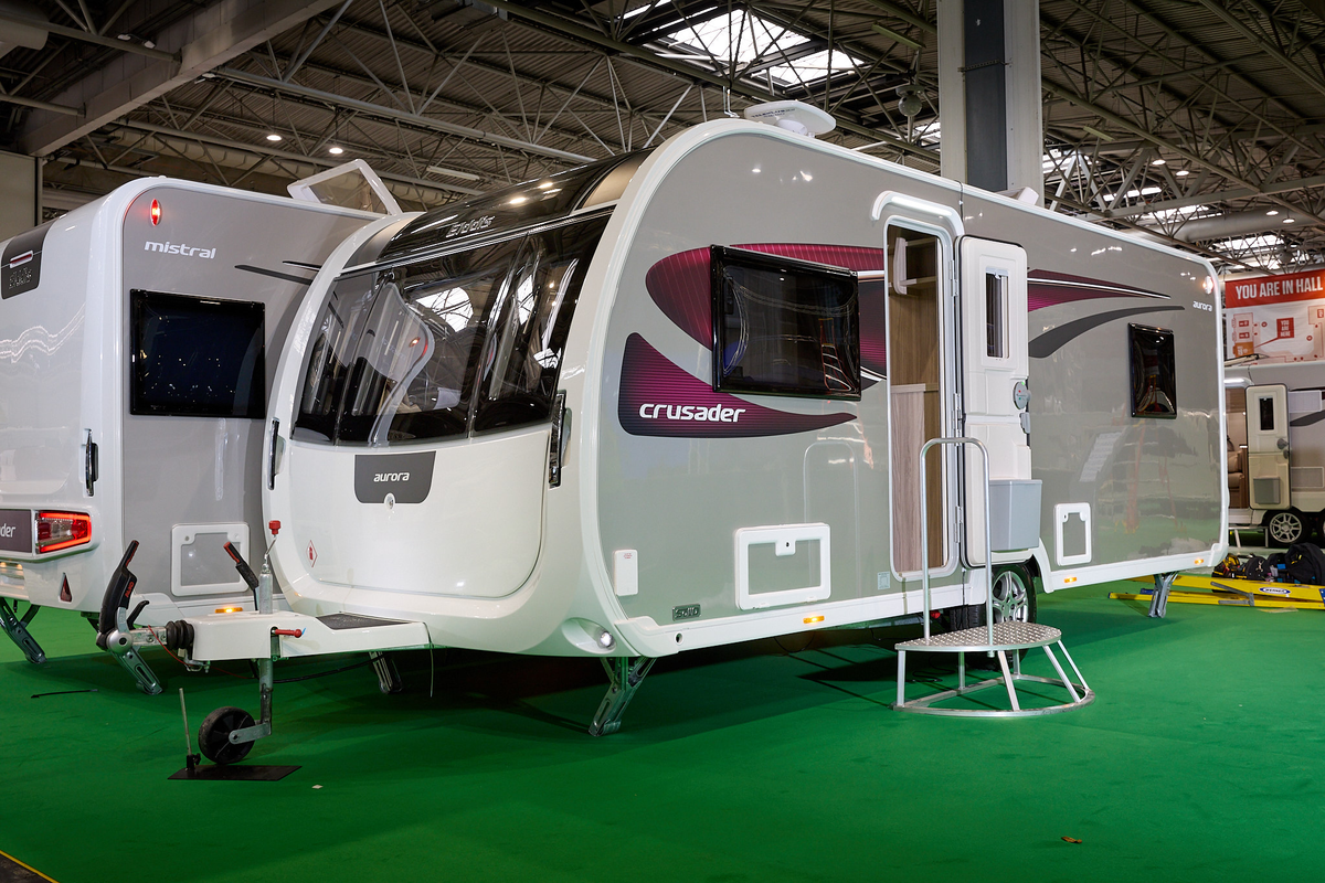 Elddis Crusader Aurora exterior, plum decals, single axle
