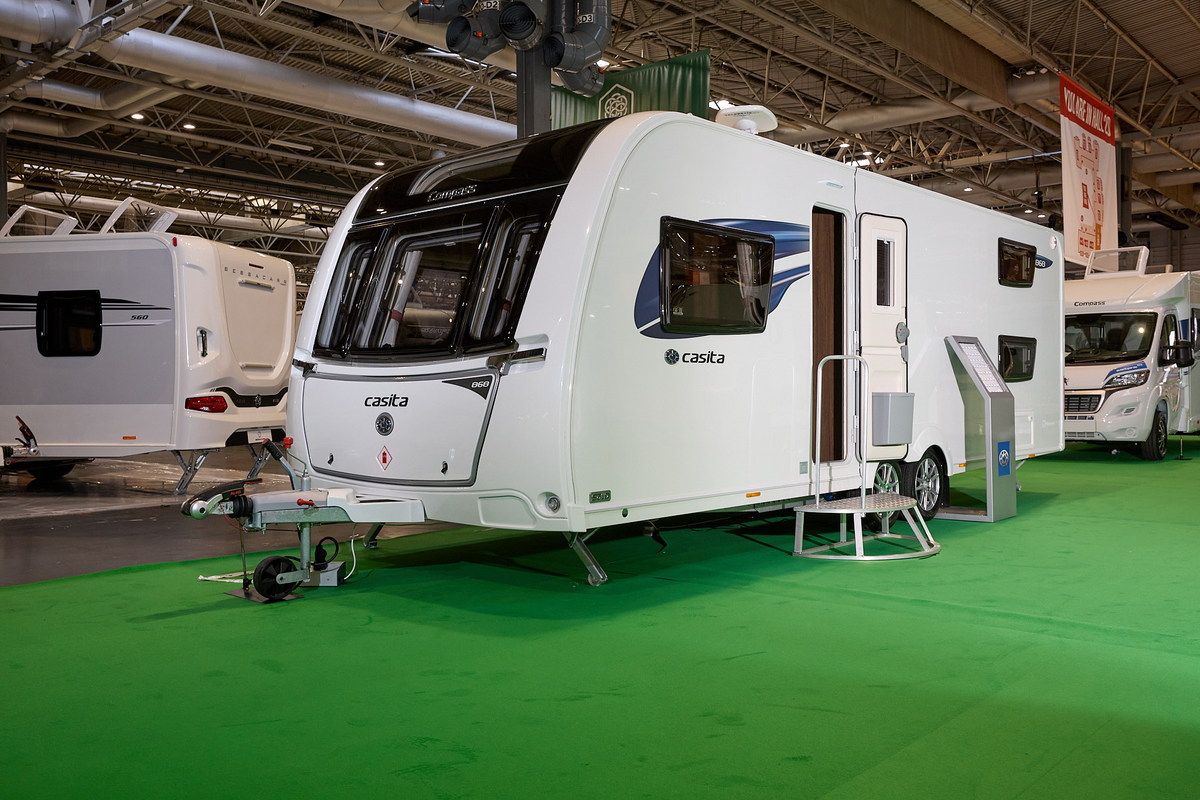 Compass Casita 868 exterior, twin axle