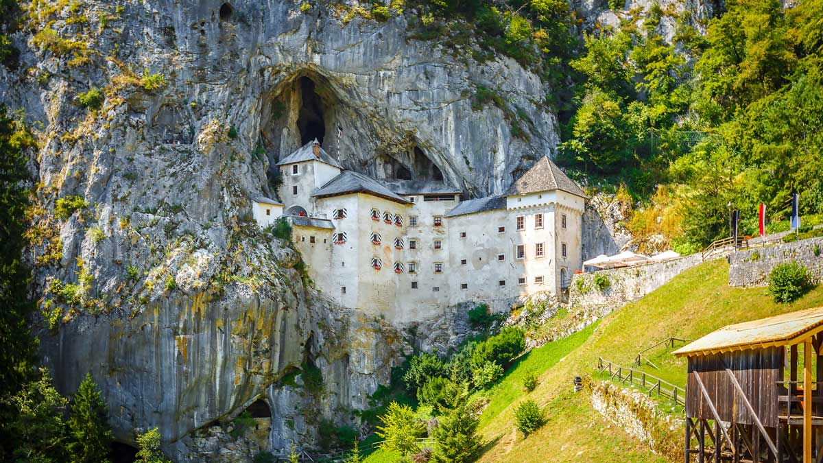 Predjama Castle