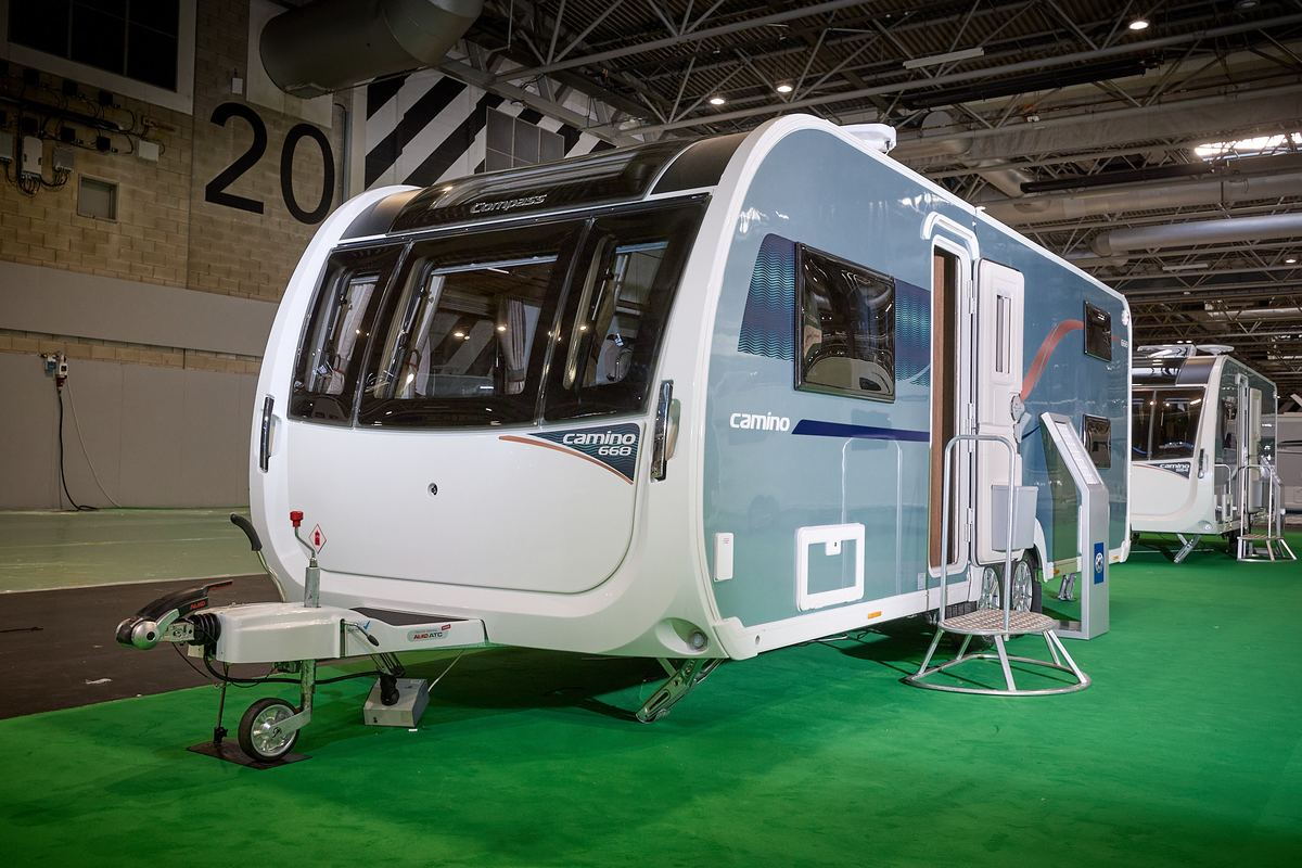 Compass Camino 668 exterior, blue grey, 