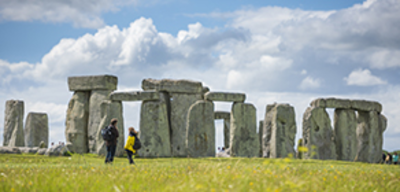 Offer image for: Stonehenge (English Heritage) - 25% discount